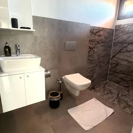 Dc Villa